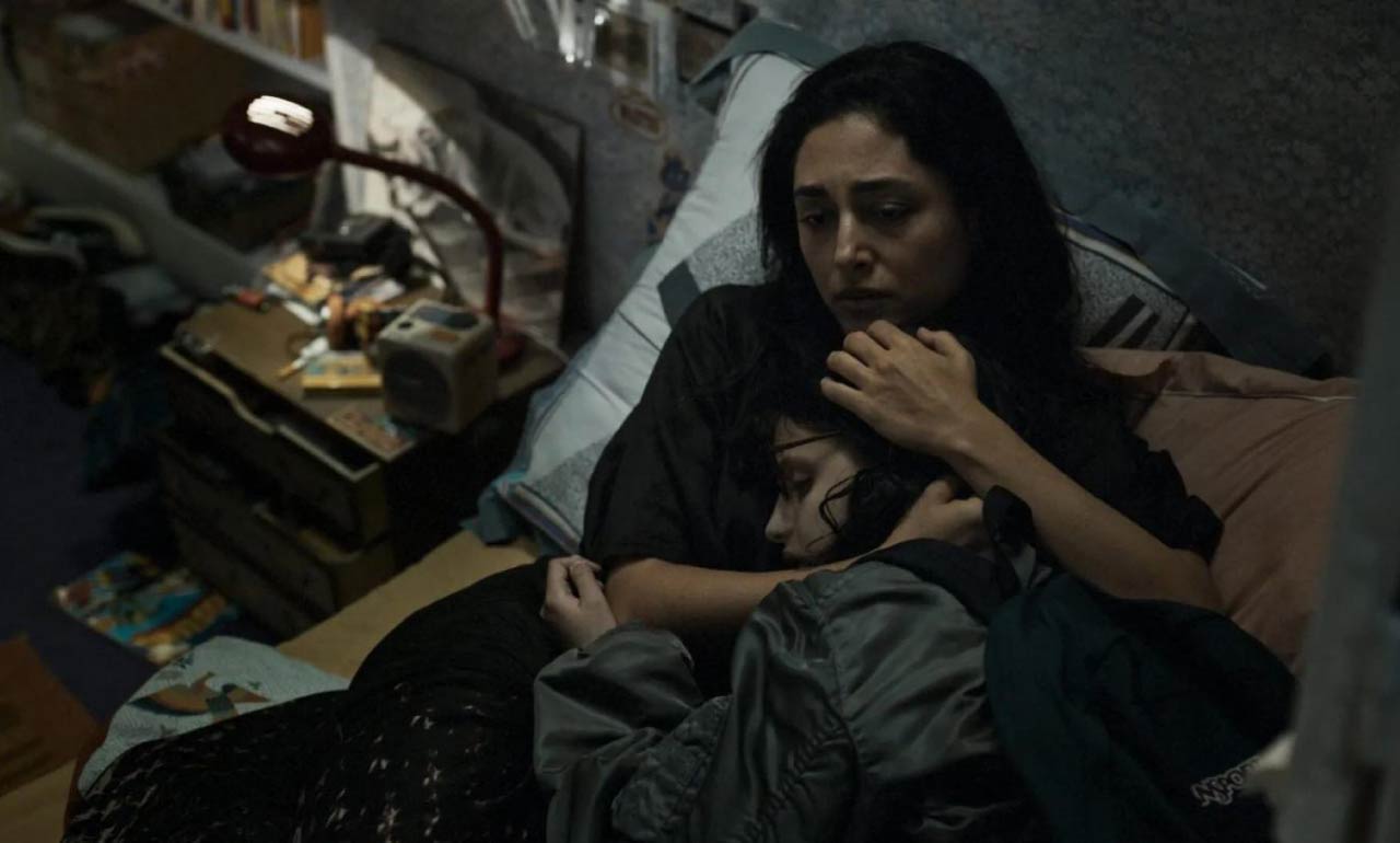 Kristen Ashley - The Burg 6 - Hold On | PDF, image size:1280x770