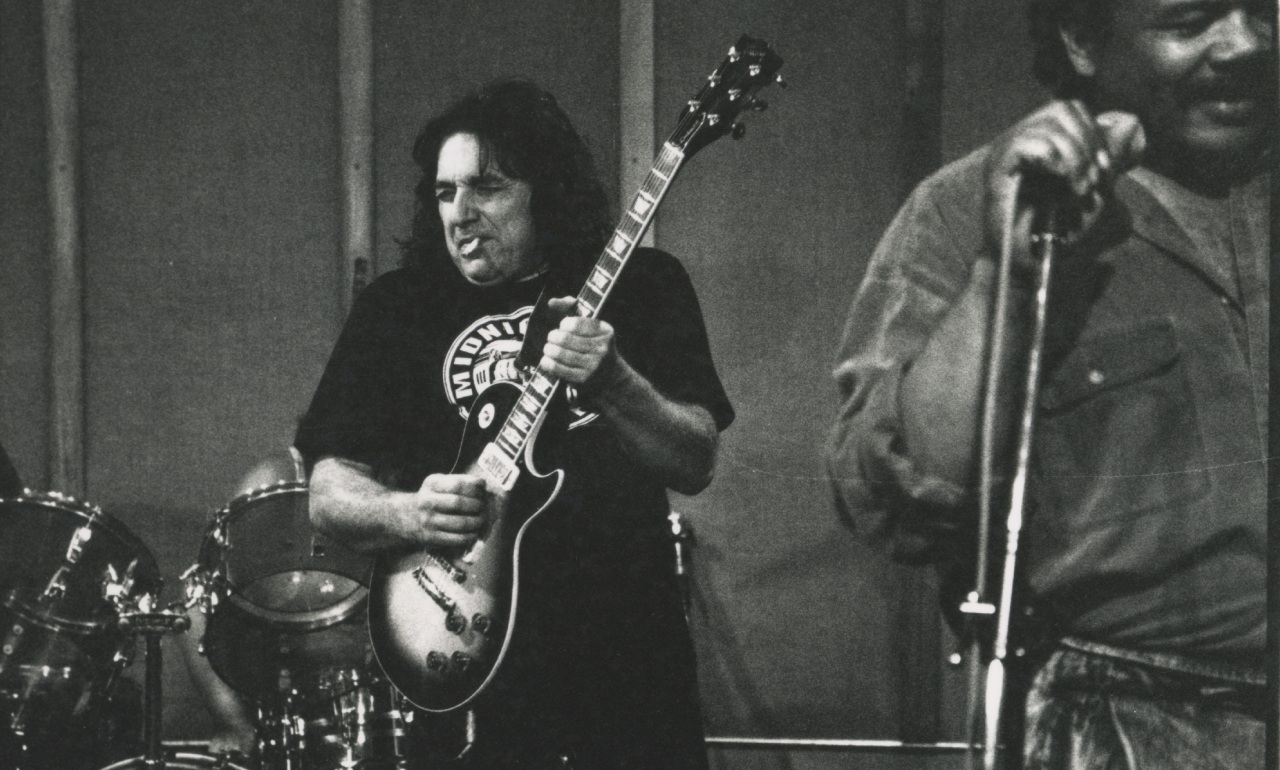 Se estrena el documental que sigue la ruta blusera de Pappo y une a La  Paternal con Los Ángeles - Rolling Stone en Español