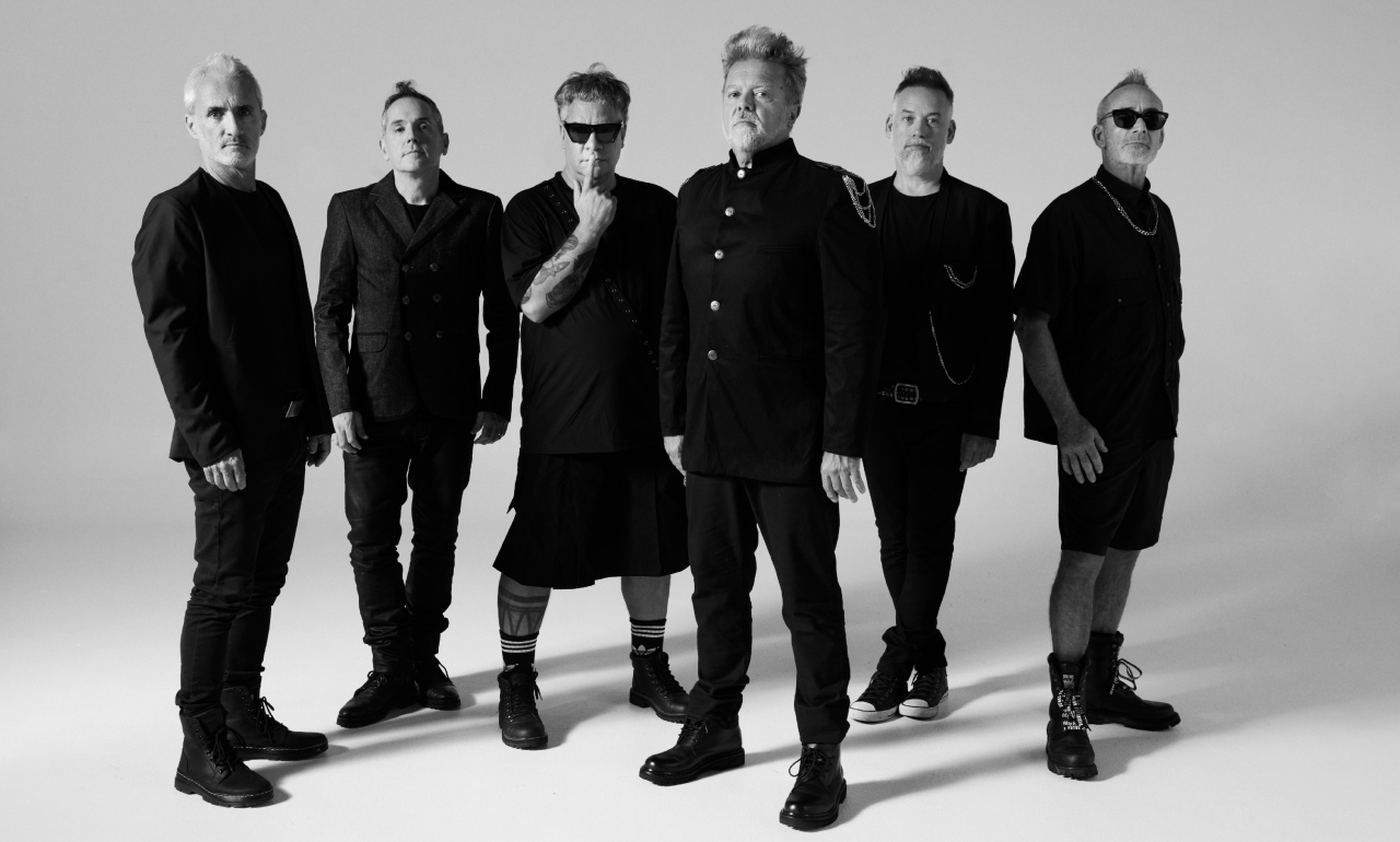 Crítica: Pericos lanza 'Inmortal', su primer disco con canciones nuevas en  una década - Rolling Stone en Español