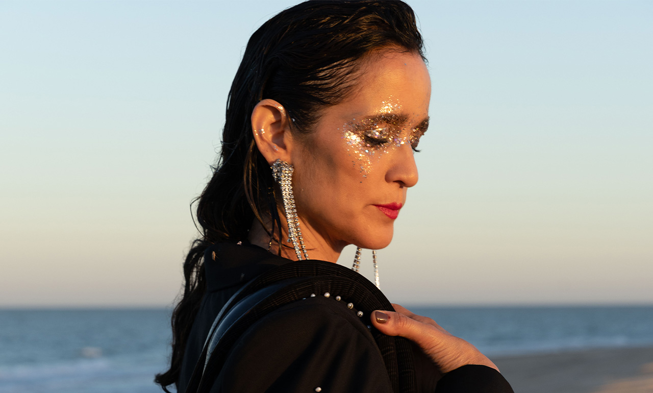 Julieta Venegas explora su relación con la música en Norteña