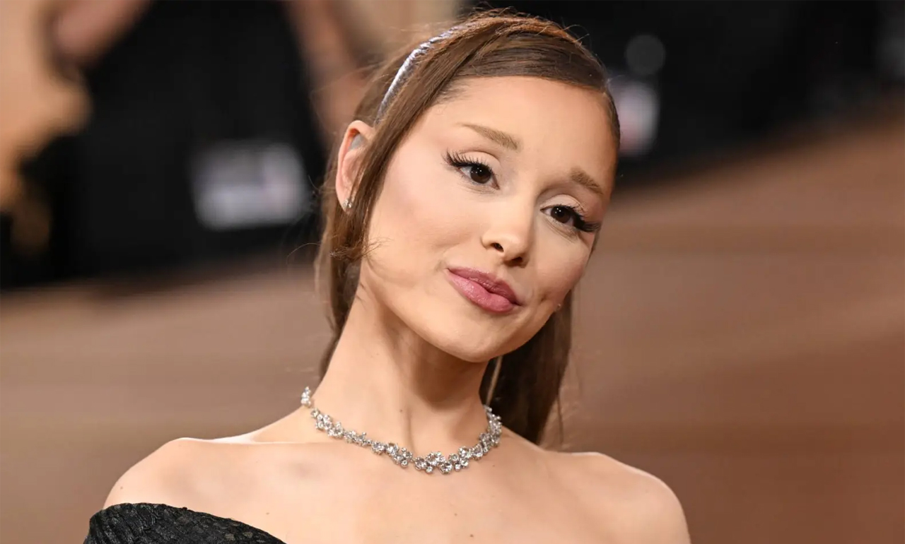 Ariana Grande Sienta Precedente: Demanda a Hackers por Robo de Música Inédita y Contenido Personal, ¿Un Aviso a la Ciberdelincuencia?